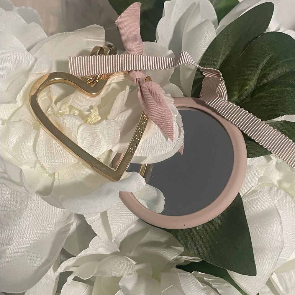 Burberry Pink Heart Keychain And Burberry Pink Mirror - Picture 2 of 6